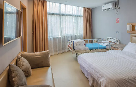 There are many benefits to installing bed curtains in the ward