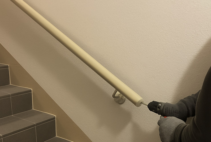 Safe Nursing Home Handrail Installation Guide