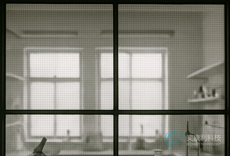 Optimal Laboratory Window Screens for Safety