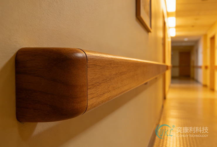 China Hospital Corridor Handrail Essential Safety Component for Medical Passageways